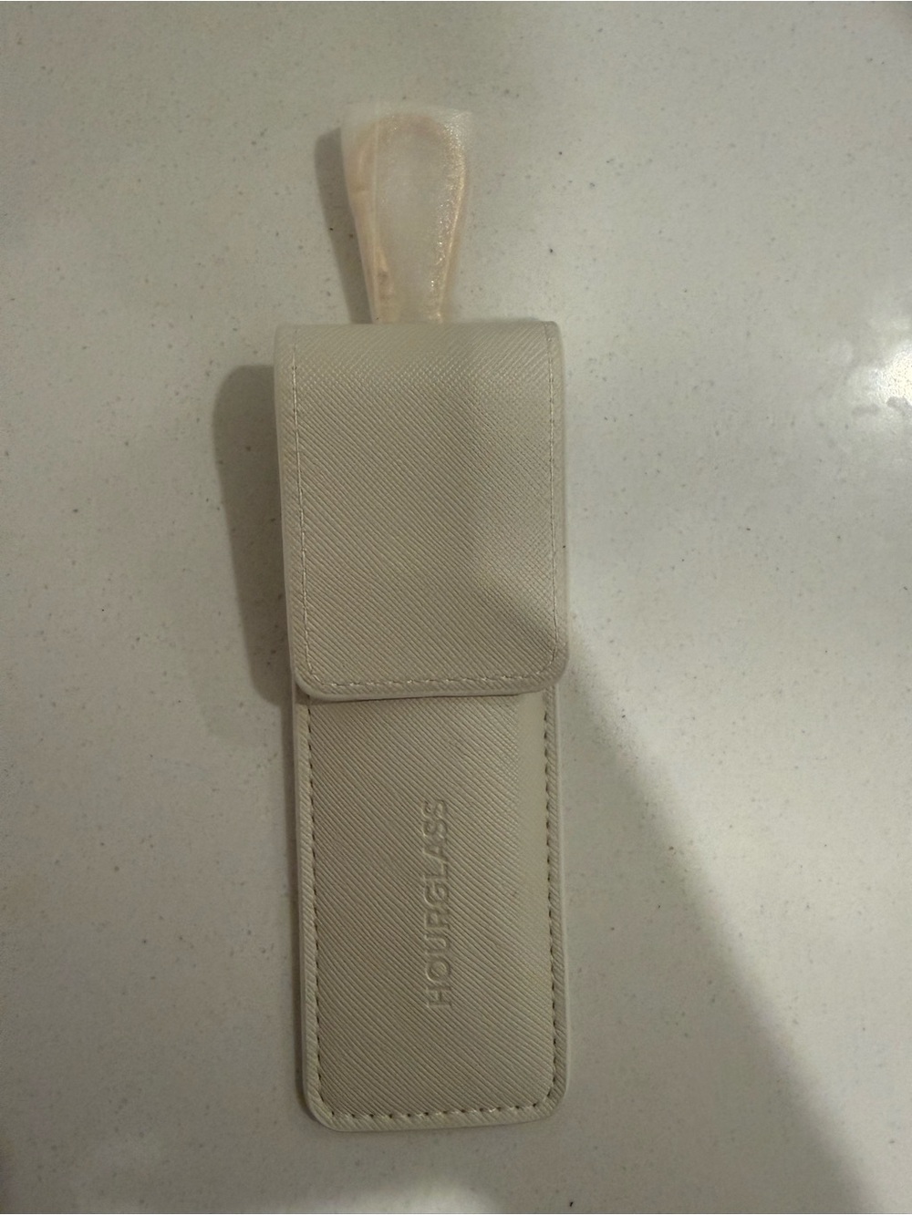 Stylish Hourglass Cream lippies Pouch with carrying clip
